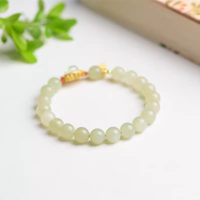 Beautiful Gold Bracelet with Unique Style