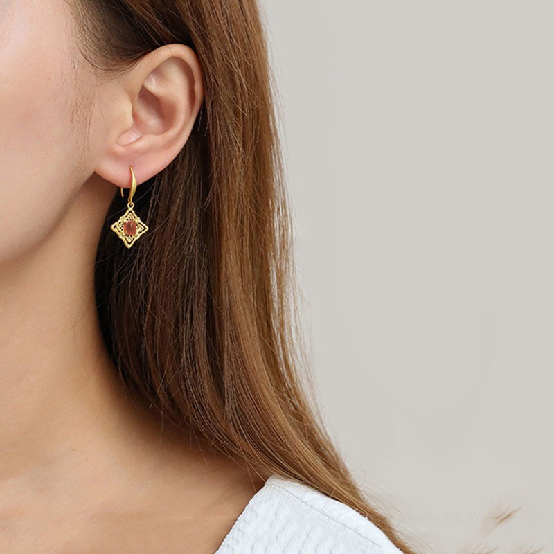 Vintage Handmade Gold Earring