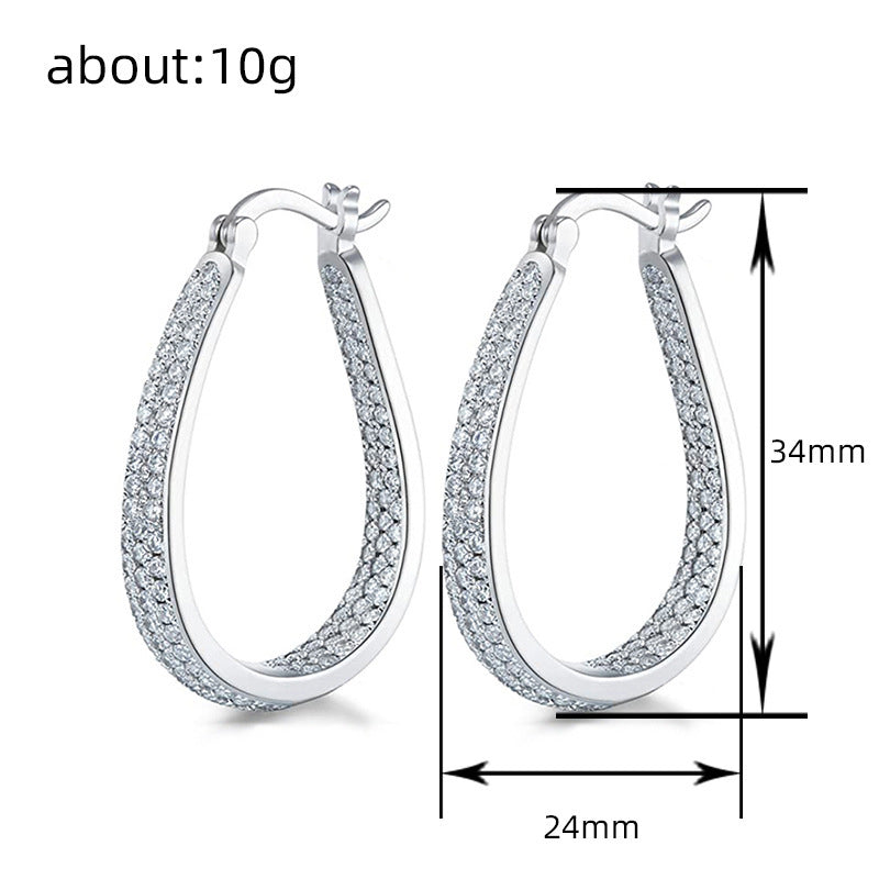 Charming Earring for Any Occasion