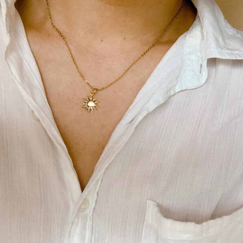 Stunning Necklace for Daily Wear