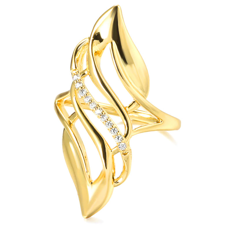 Classic Gold Ring with Timeless Appeal