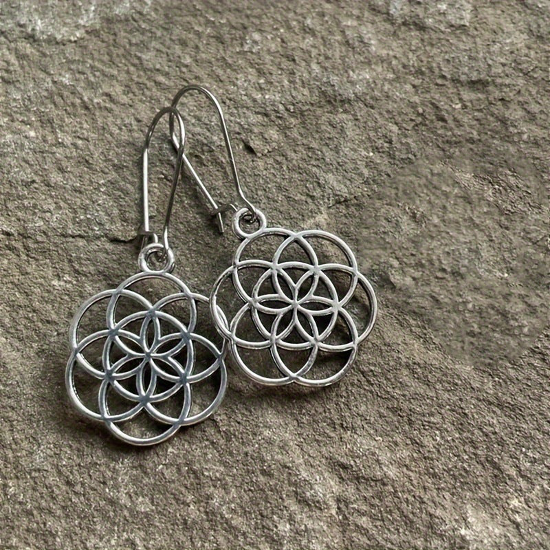 Charming Earring for Any Occasion