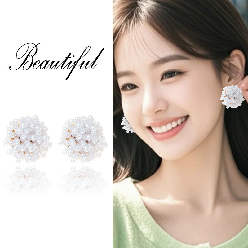 Beautiful Pearl Earring with Unique Style