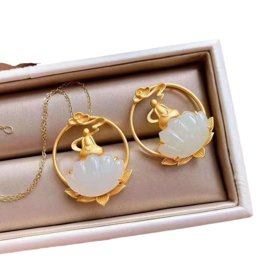 Vintage Handmade Gold Necklace