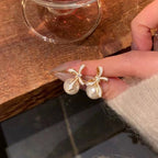 Beautiful Pearl Earring with Unique Style