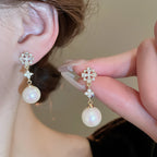 Beautiful Pearl Earring with Unique Style