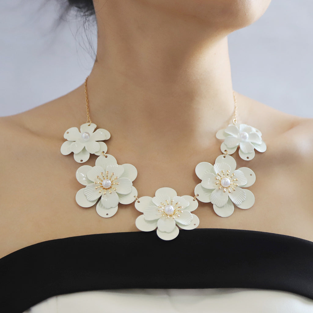 Vintage Handmade Pearl Necklace