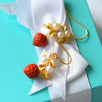 Vintage Handmade Gold Earring