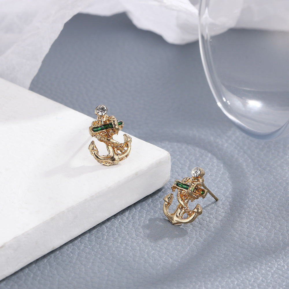 Vintage Handmade Gold Earring