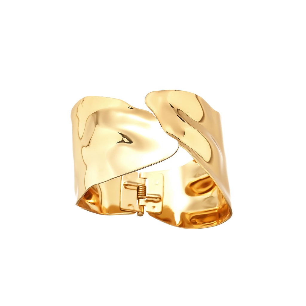 Charming Bracelet for Any Occasion