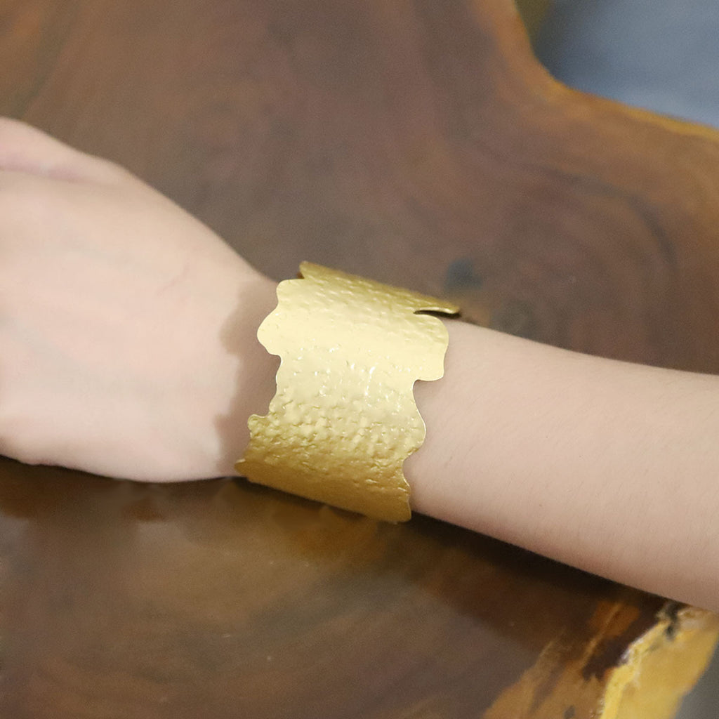 Charming Bracelet for Any Occasion