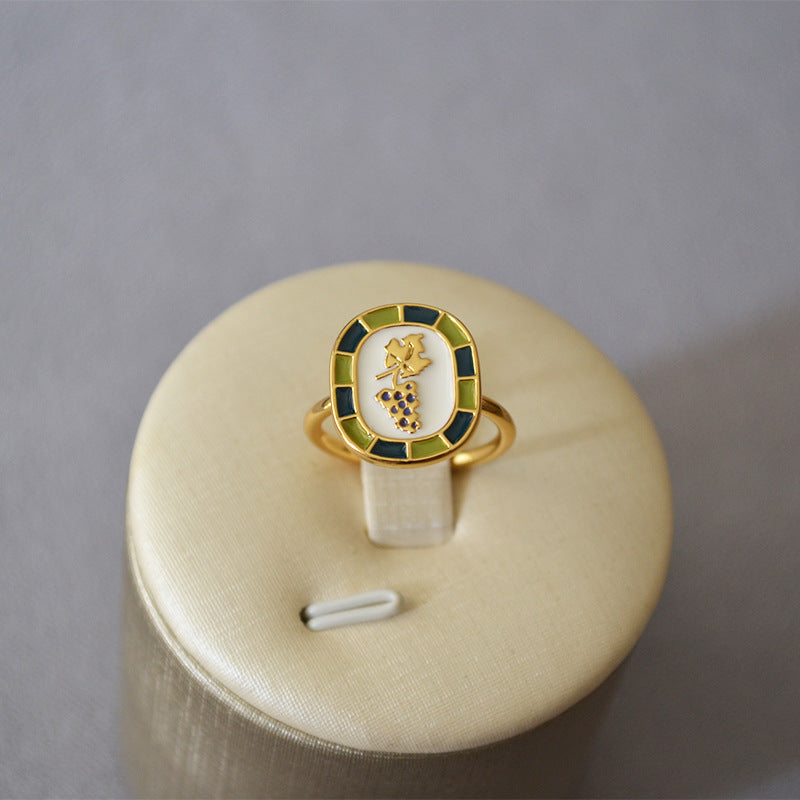 Beautiful Gold Ring with Unique Style