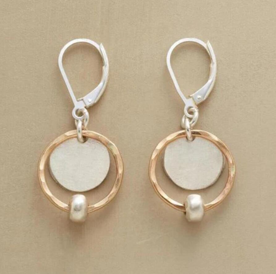 Stunning Earring for Daily Wear