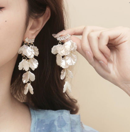 Charming Pearl Earring for Any Occasion