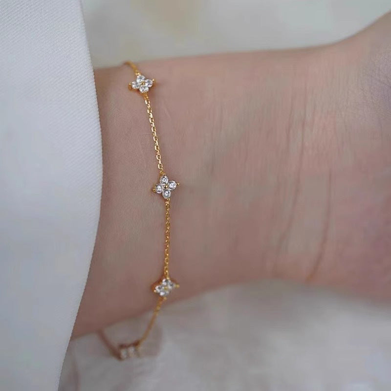 Beautiful Bracelet with Unique Style