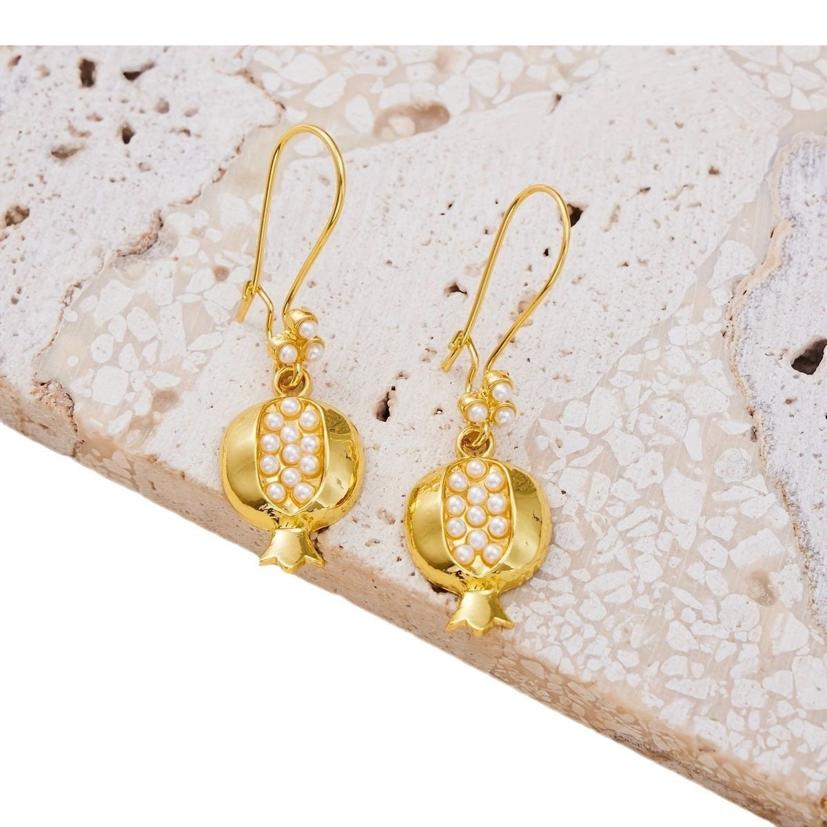 Beautiful Pearl Earring with Unique Style