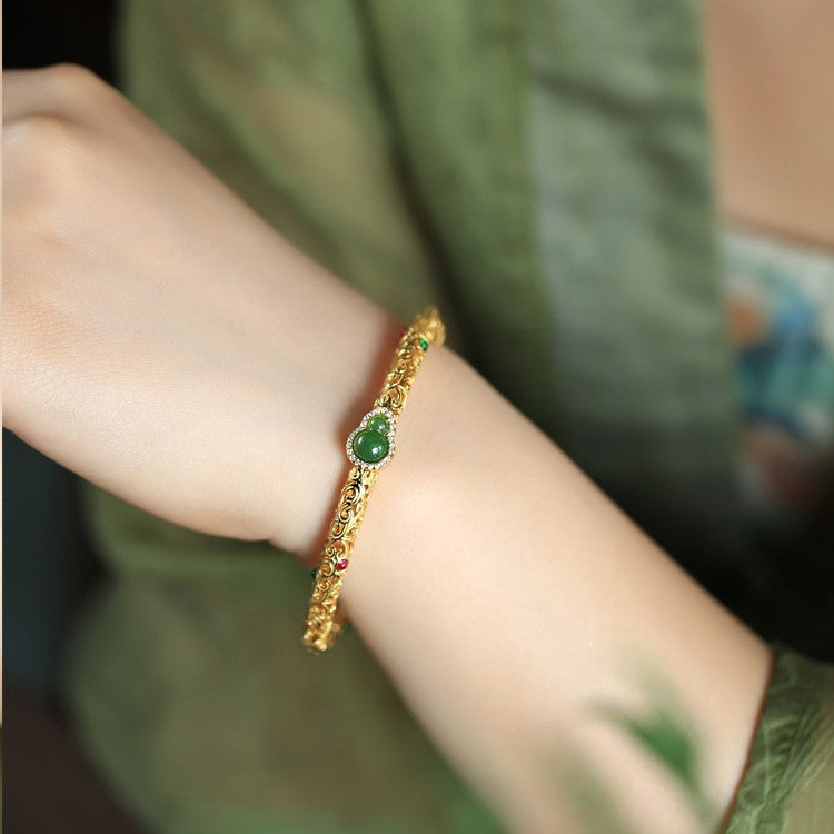 Beautiful Gold Bracelet with Unique Style