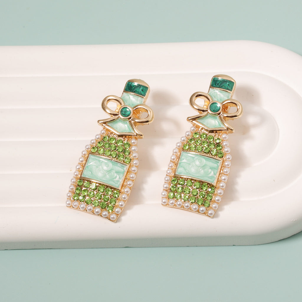 Charming Pearl Earring for Any Occasion