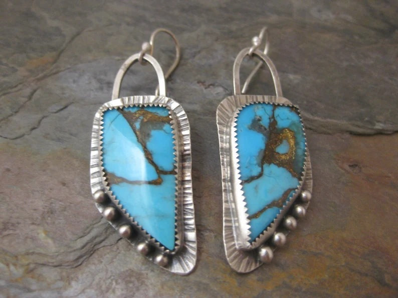 Stunning Earring for Daily Wear