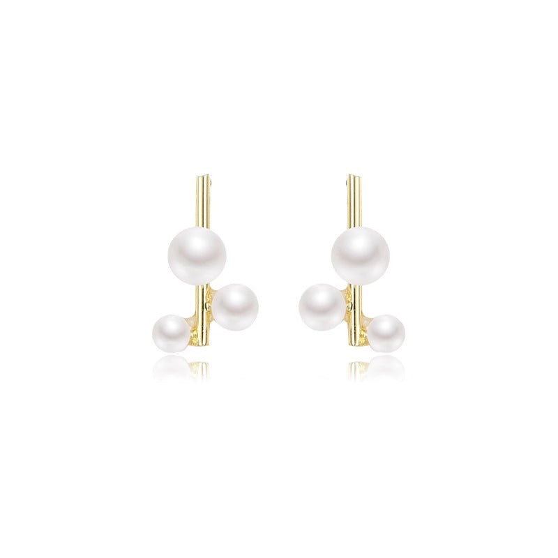 Beautiful Pearl Earring with Unique Style