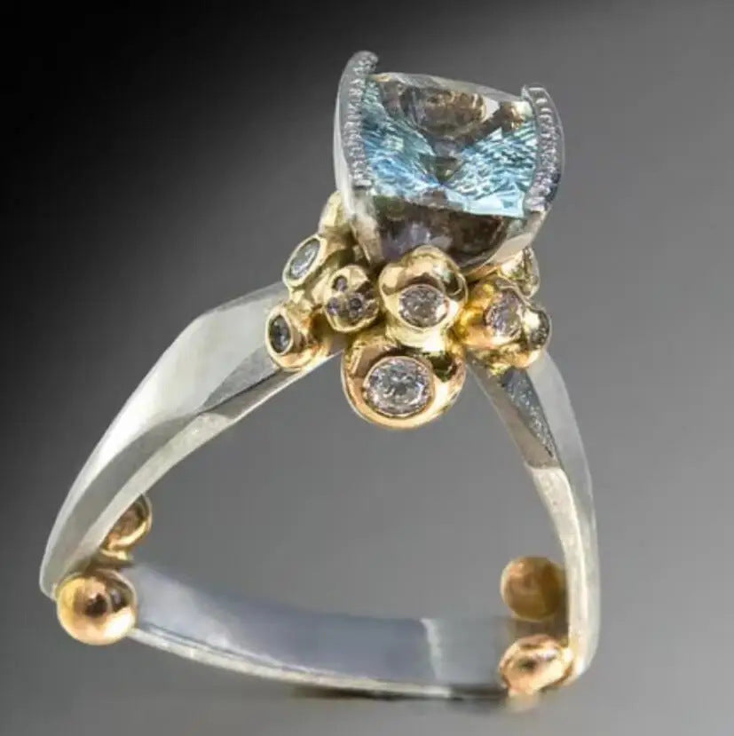 Beautiful Gold Ring with Unique Style