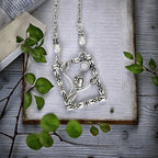 Beautiful Pearl Necklace with Unique Style