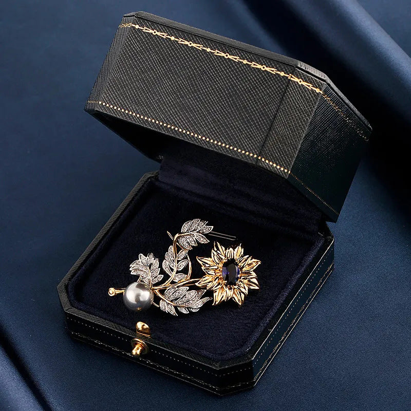 Vintage Handmade Pearl Piece