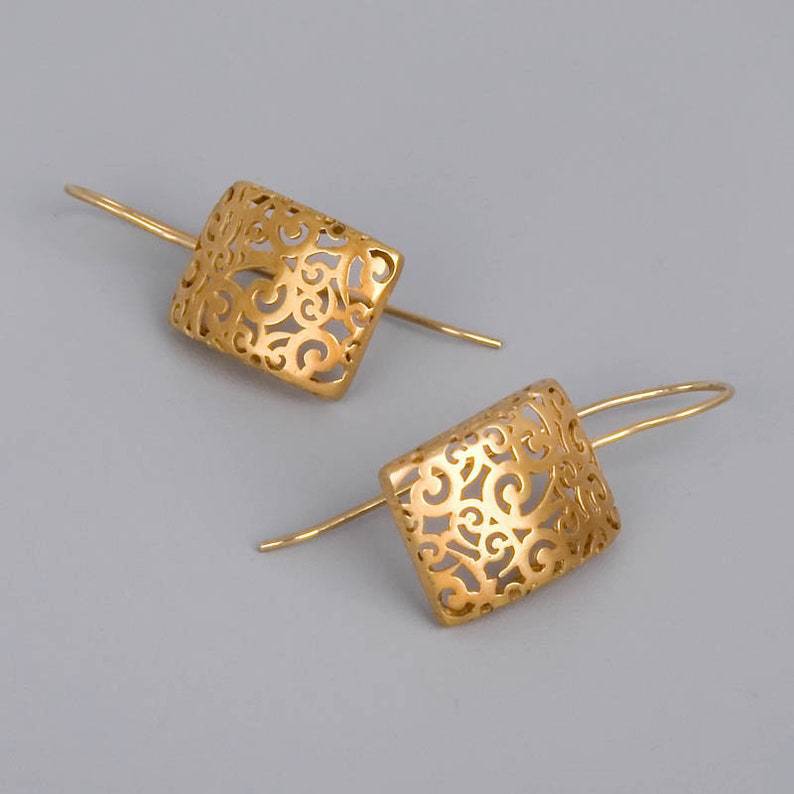 Beautiful Earring with Unique Style