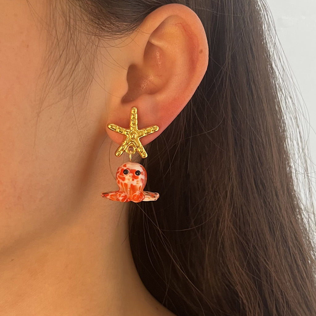 Beautiful Pearl Earring with Unique Style