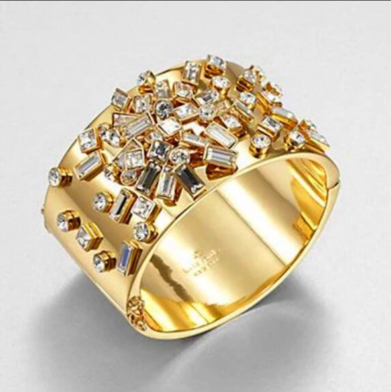 Beautiful Gold Ring with Unique Style