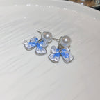 Beautiful Pearl Earring with Unique Style