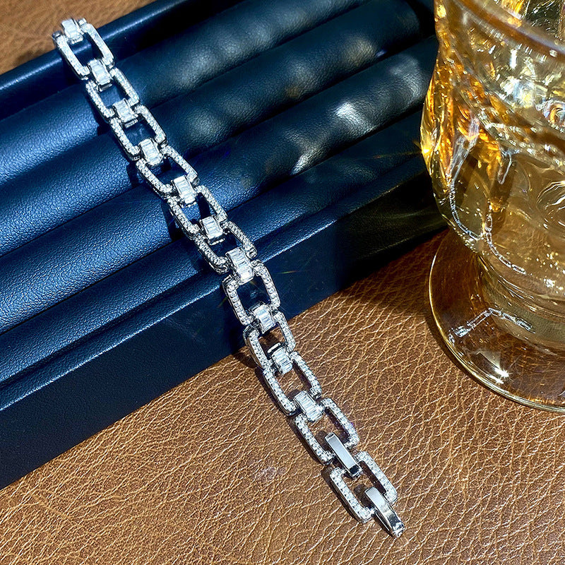 Beautiful Bracelet with Unique Style