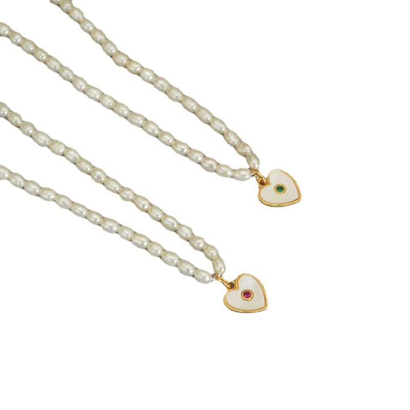 Beautiful Pearl Necklace with Unique Style