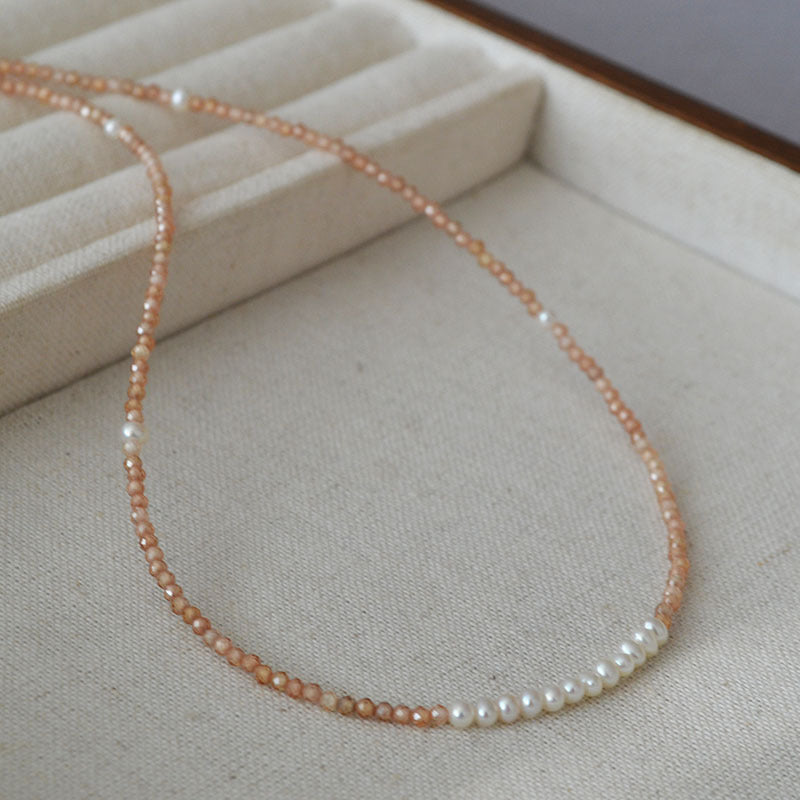 Beautiful Pearl Necklace with Unique Style
