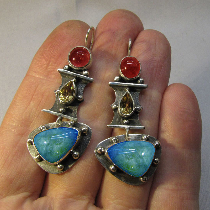 Classic Earring with Timeless Appeal