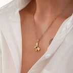 Beautiful Gold Necklace with Unique Style