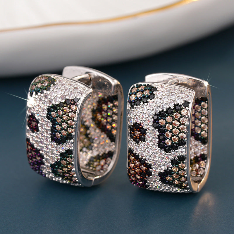 A Stunning Earring for Daily Wear