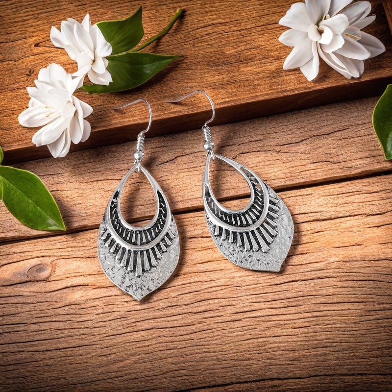 Classic Earring with Timeless Appeal