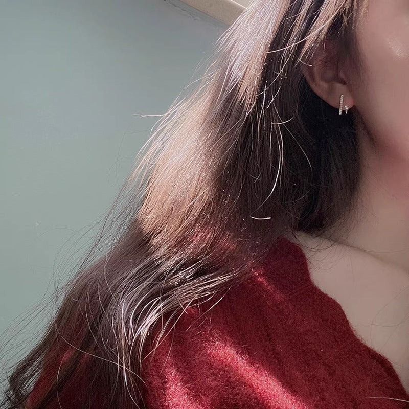 Beautiful Pearl Earring with Unique Style