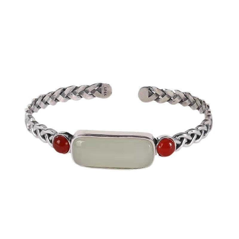 Beautiful Silver Bracelet with Unique Style