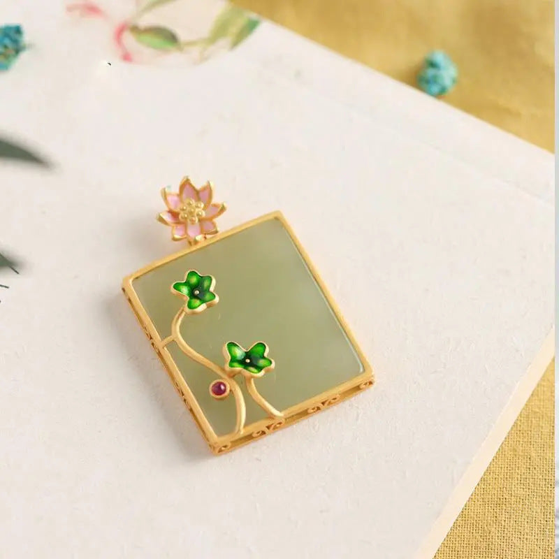 Stunning Silver Necklace for Daily Wear