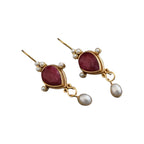 Beautiful Pearl Earring with Unique Style