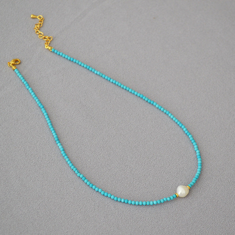 Beautiful Pearl Necklace with Unique Style