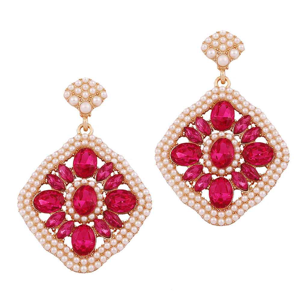 Beautiful Pearl Earring with Unique Style