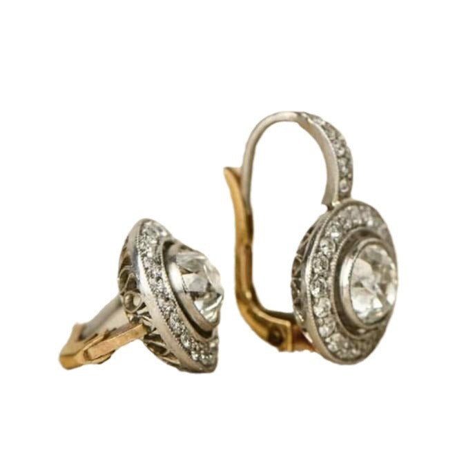 Elegant Earring for Every Occasion