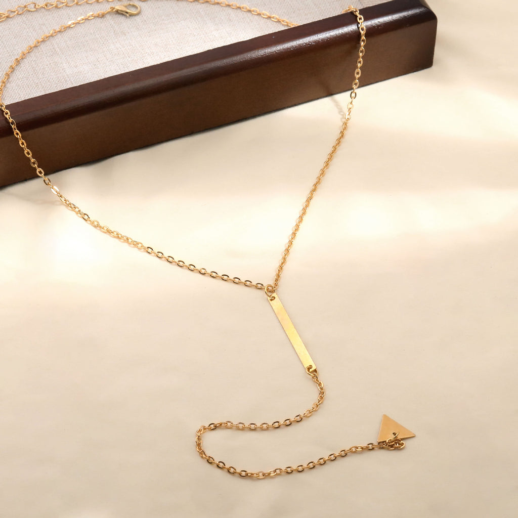 Beautiful Gold Necklace with Unique Style