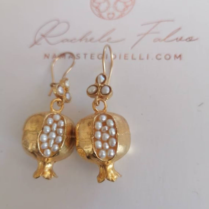 Beautiful Pearl Earring with Unique Style