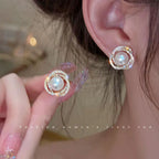 Beautiful Pearl Earring with Unique Style