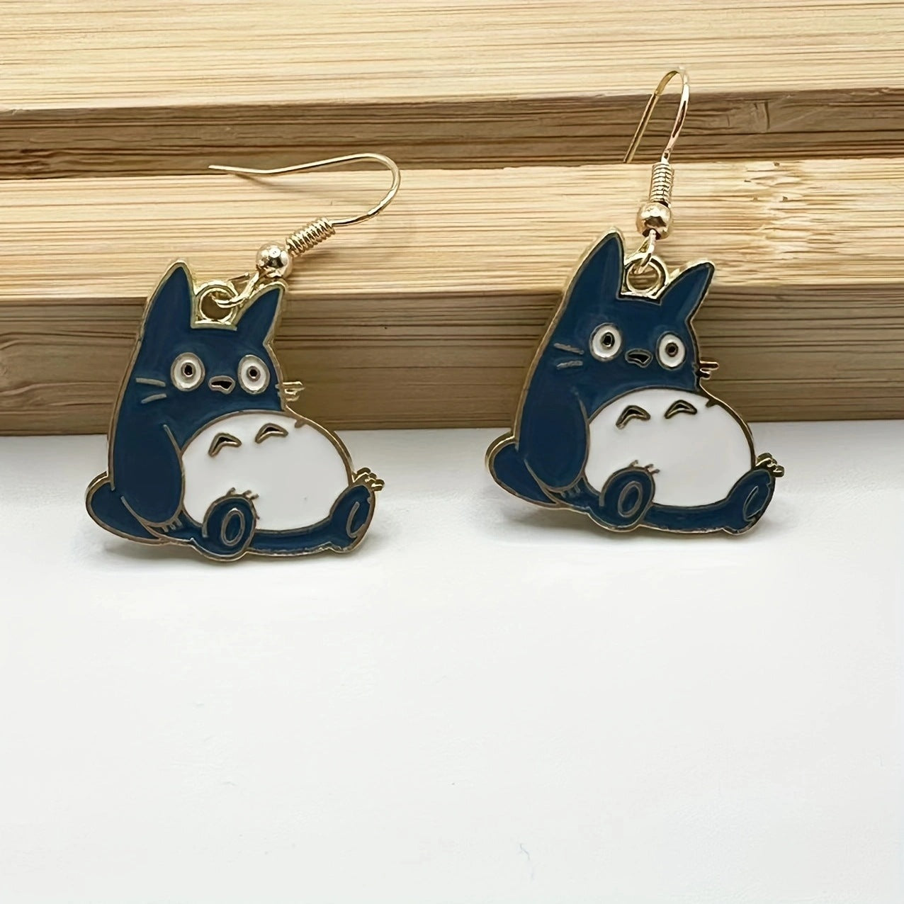 Classic Pendant with Timeless Appeal