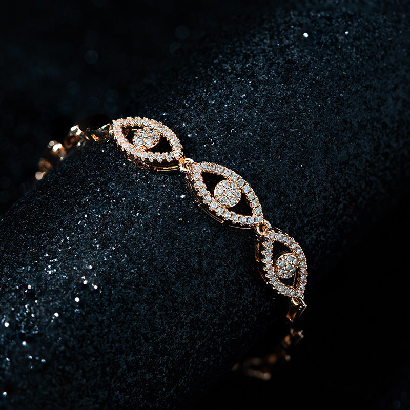 Charming Bracelet for Any Occasion